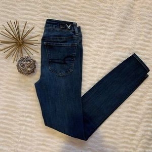 Like New American Eagle Blue Skinny Jeans Size 00